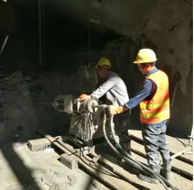 柳城水下抗分散灌浆料特点 水下不分散注浆料介绍